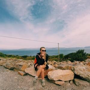 Meet your Posher, Ali